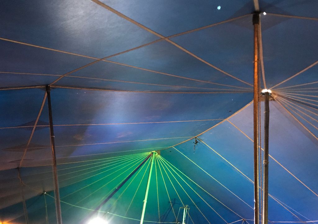 TheTrueTomato Tent